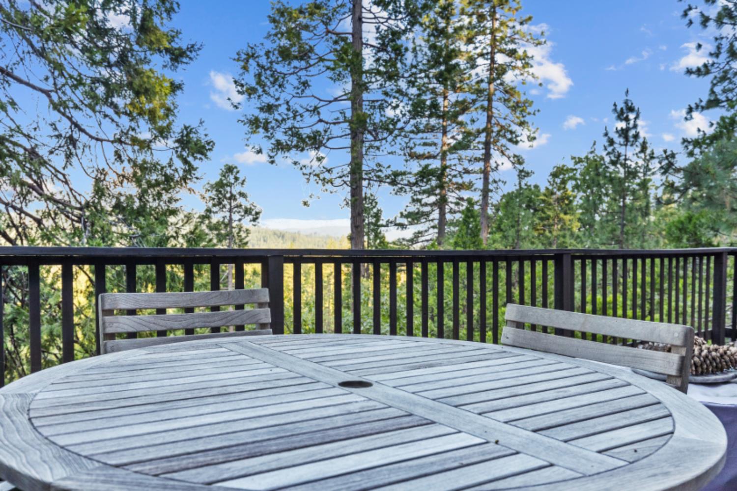 3163 Menominee Court