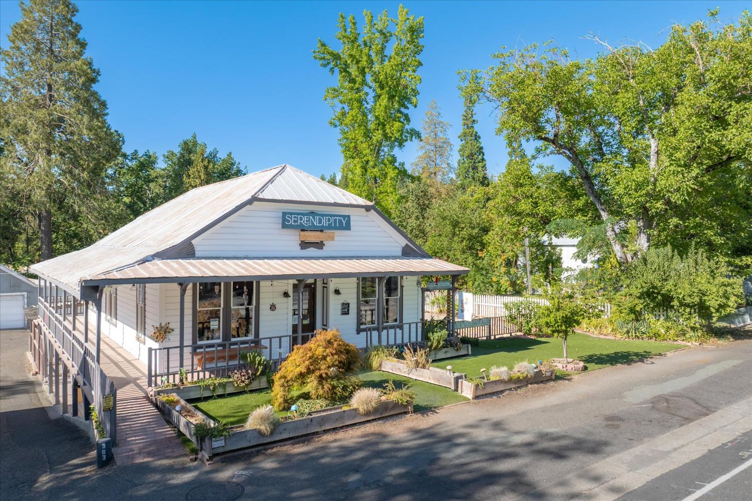 363 Main Street