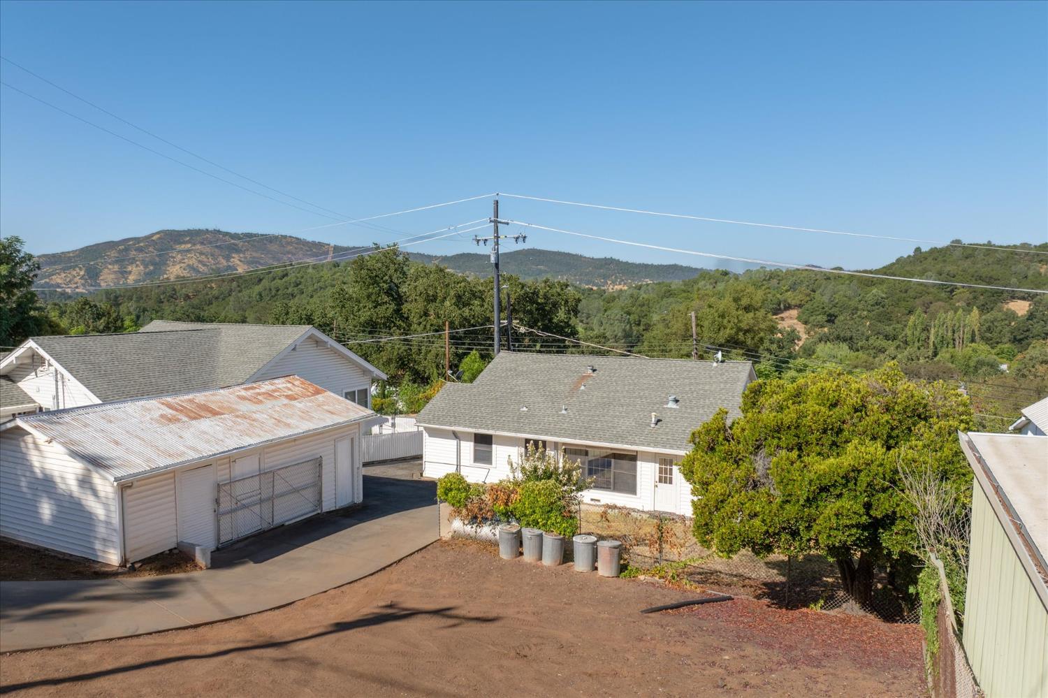 1575 South Main Street