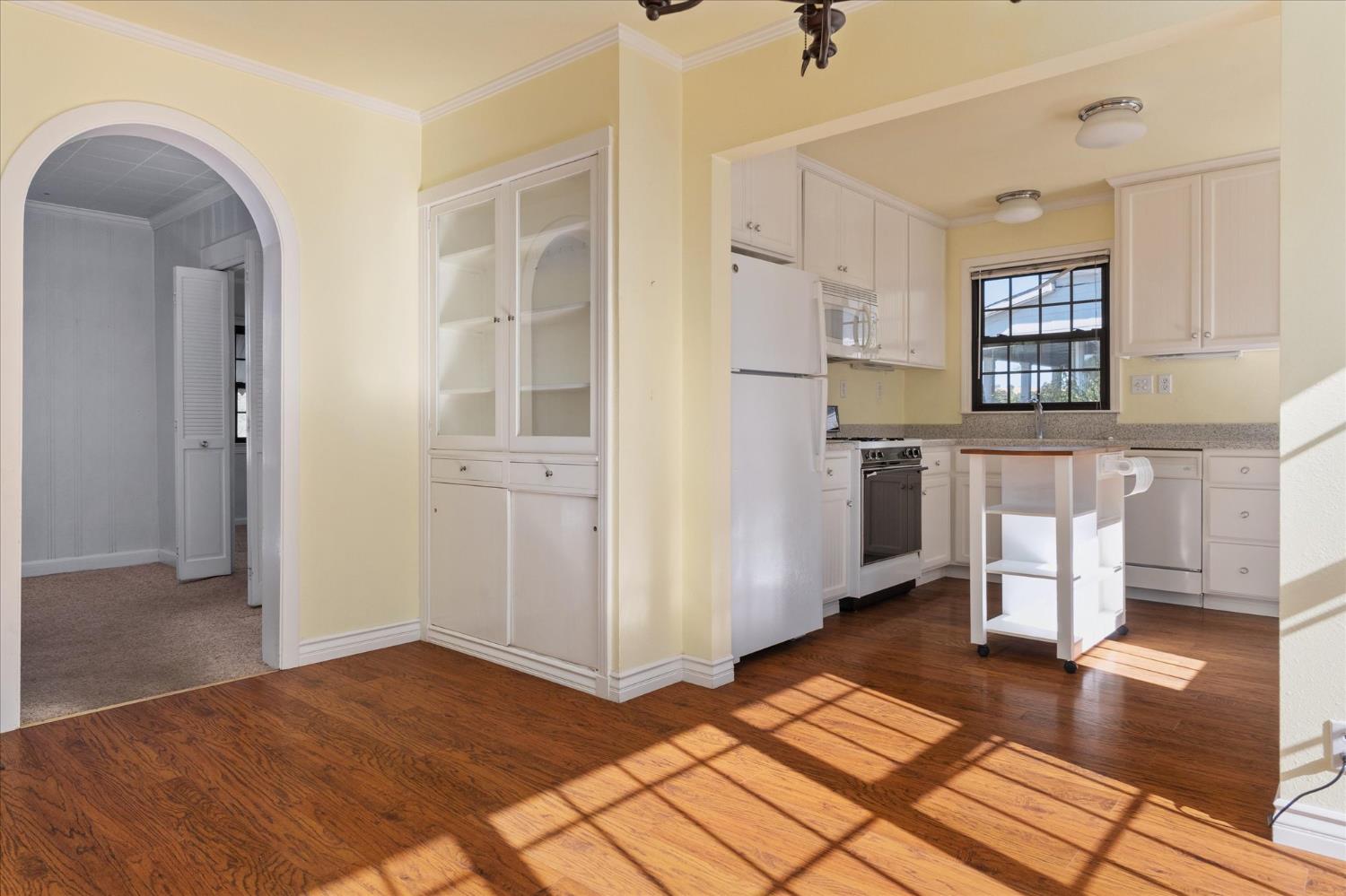 1575 South Main Street