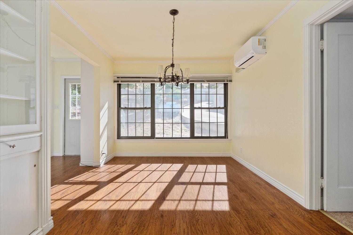 1575 South Main Street