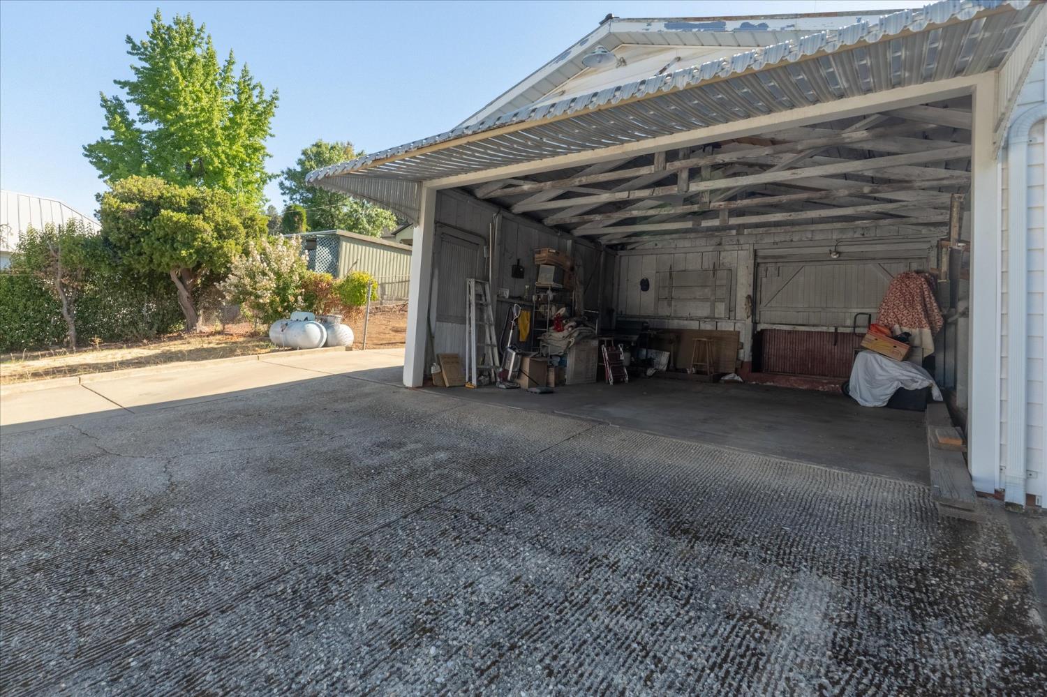 1575 South Main Street