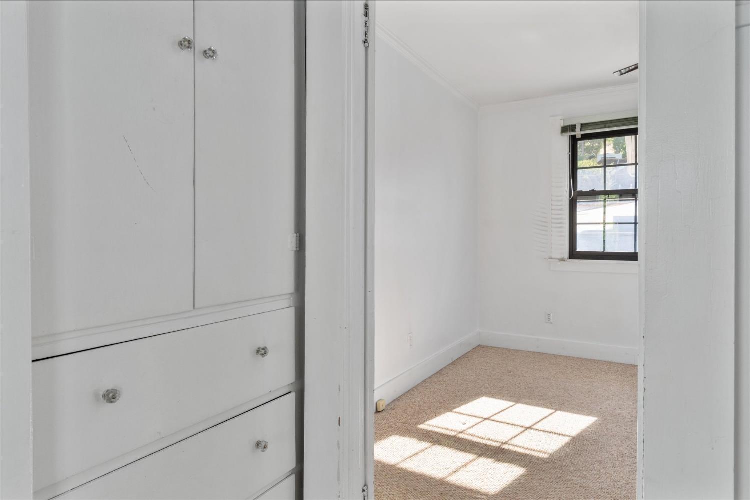 1575 South Main Street