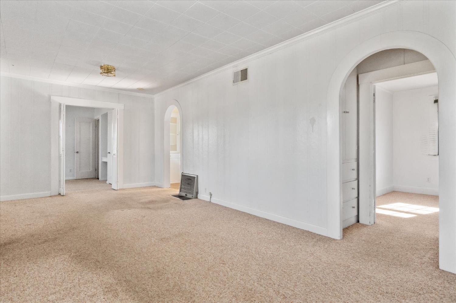 1575 South Main Street