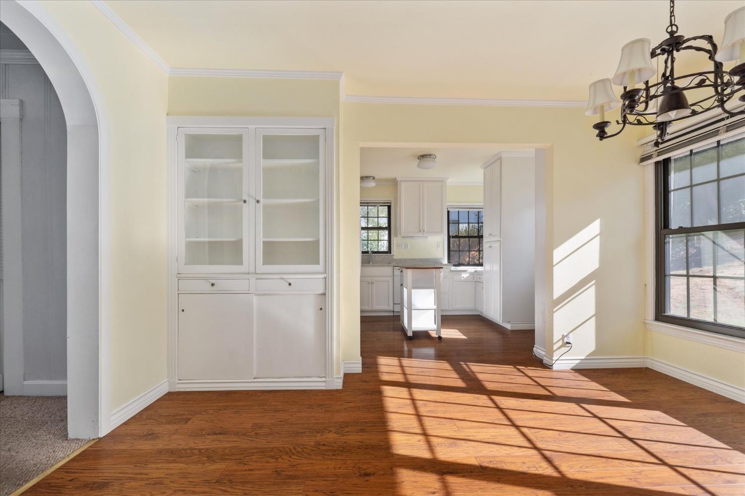 1575 South Main Street