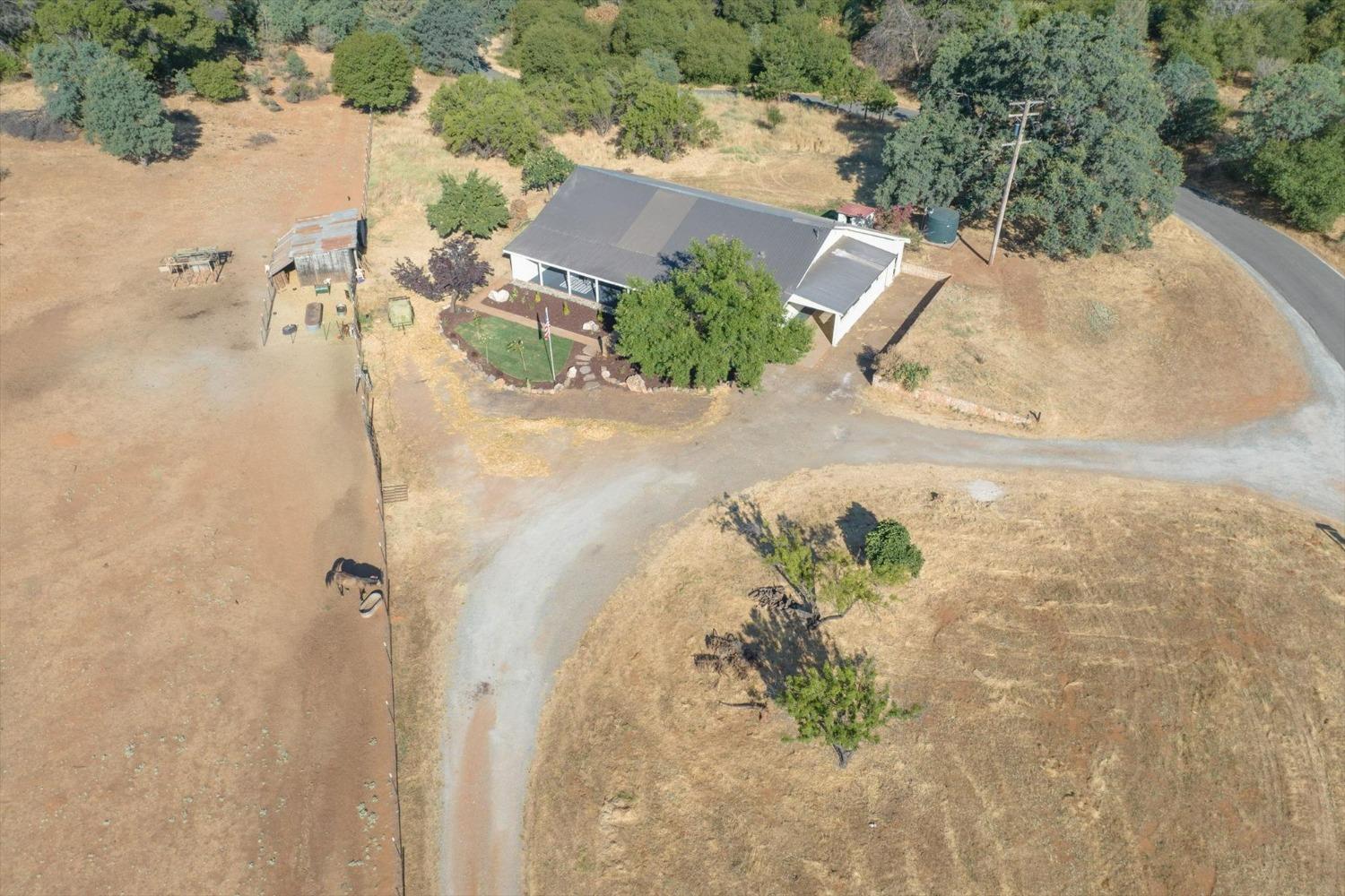 5572 Darby Lane