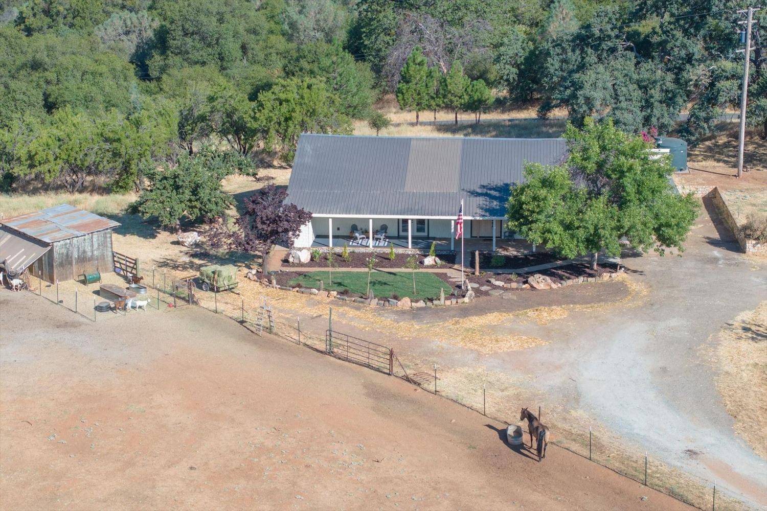 5572 Darby Lane