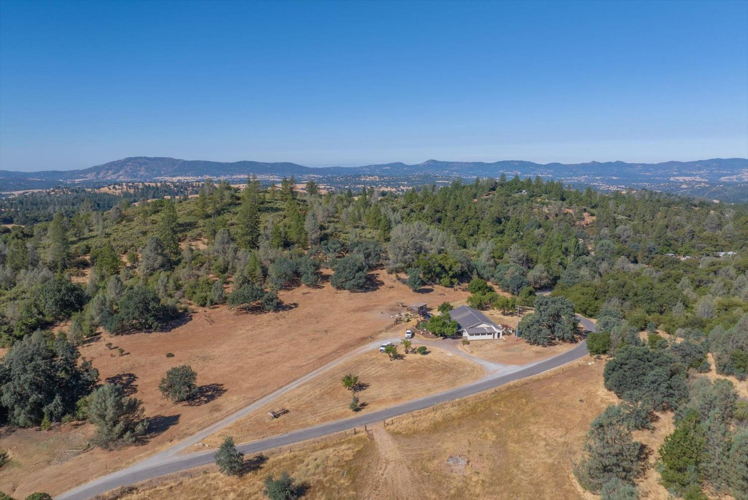 5572 Darby Lane