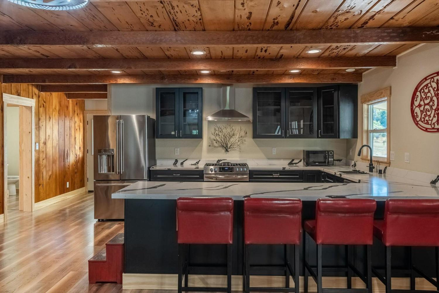 5572 Darby Lane