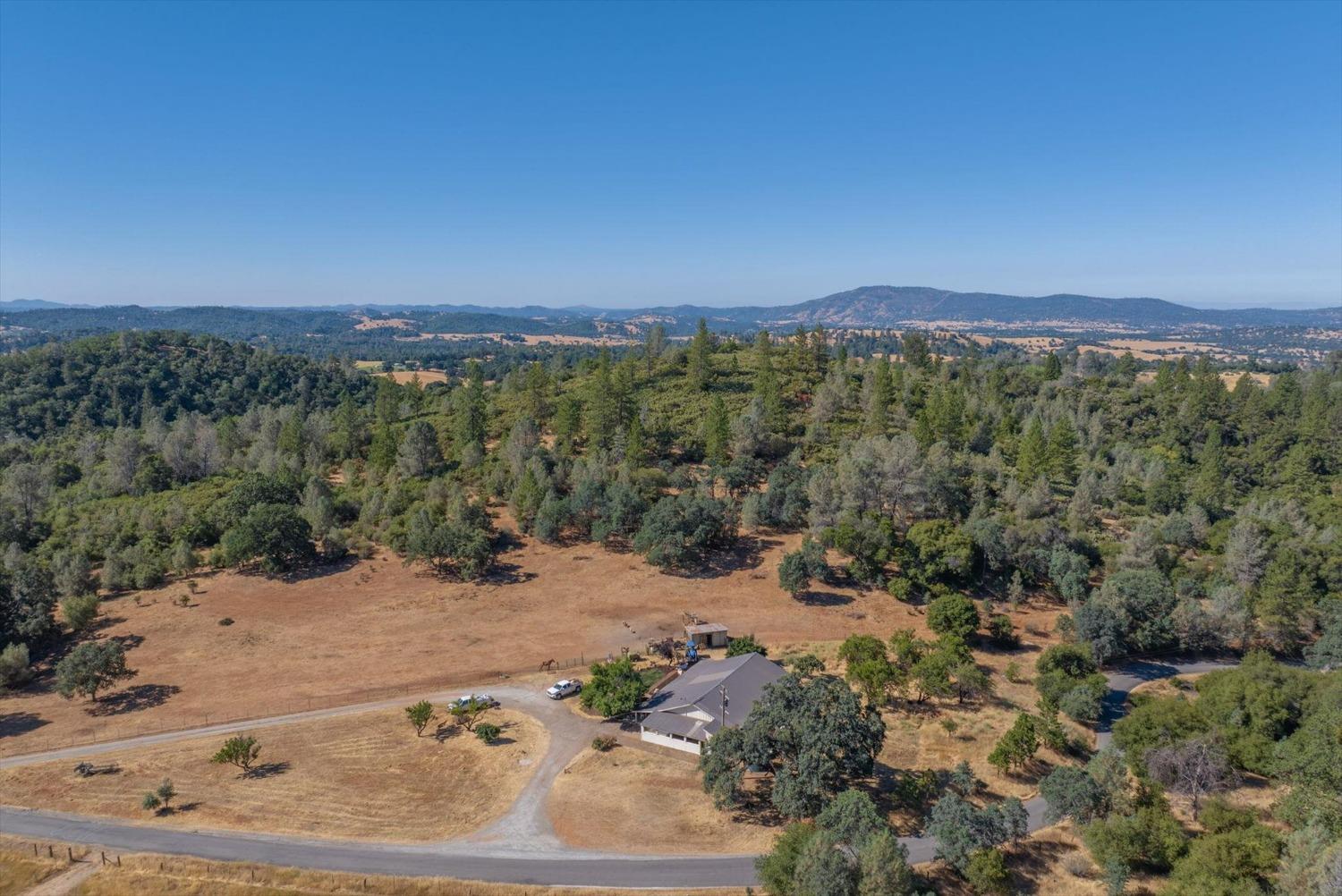 5572 Darby Lane