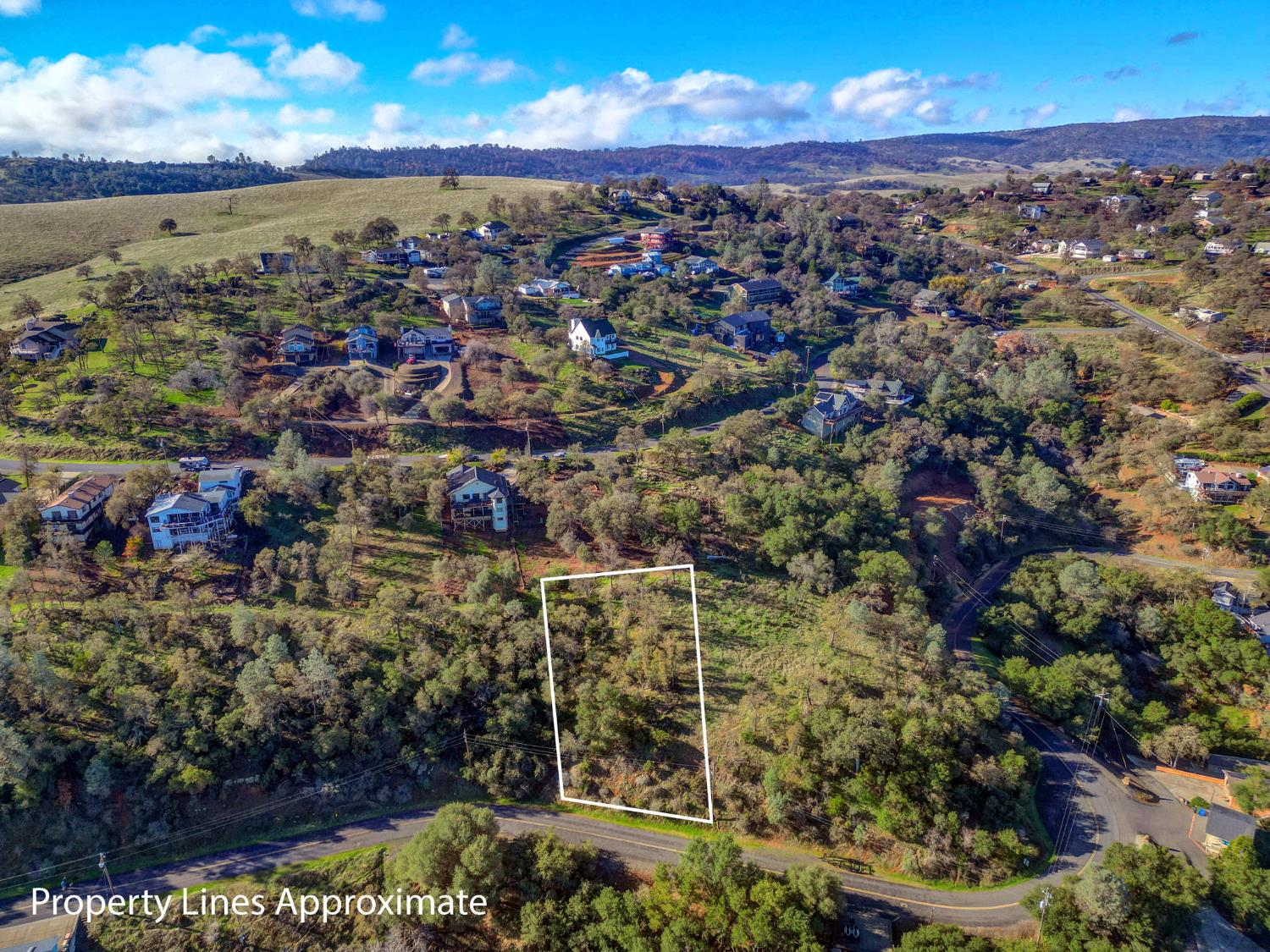 4876 Lakeshore Drive