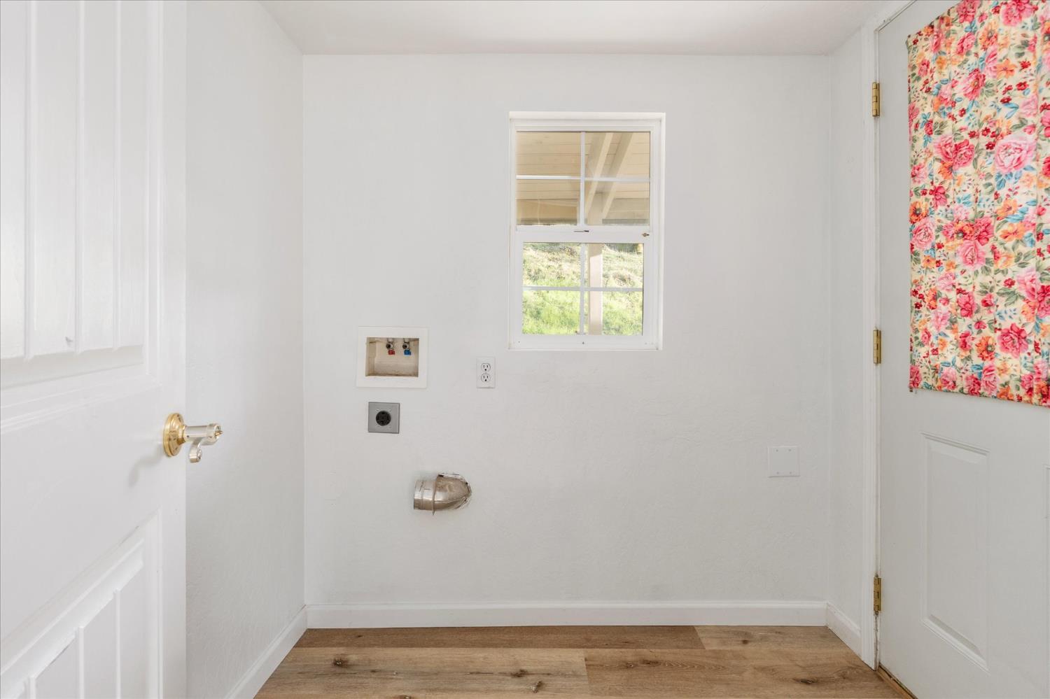 8653 Hidden Valley Road