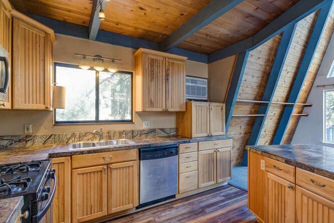 5633 Silver Saddle Drive