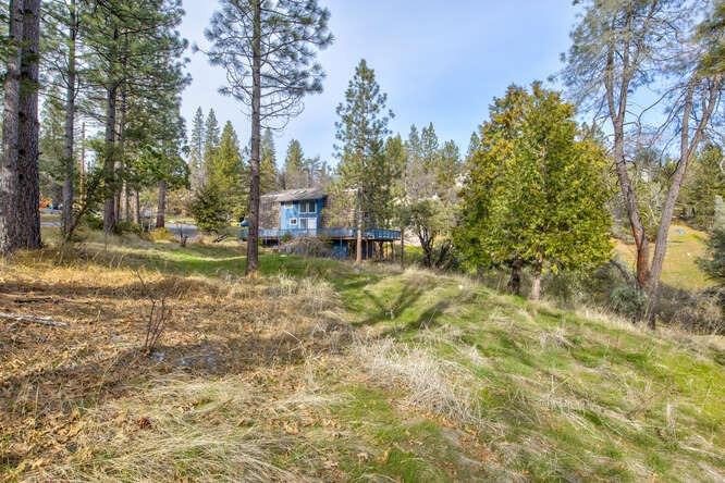 5633 Silver Saddle Drive