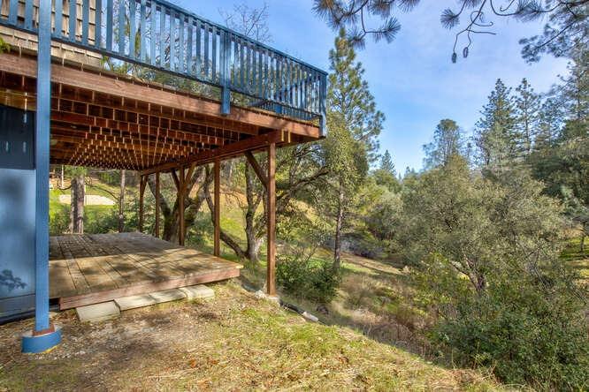 5633 Silver Saddle Drive