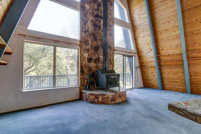 5633 Silver Saddle Drive