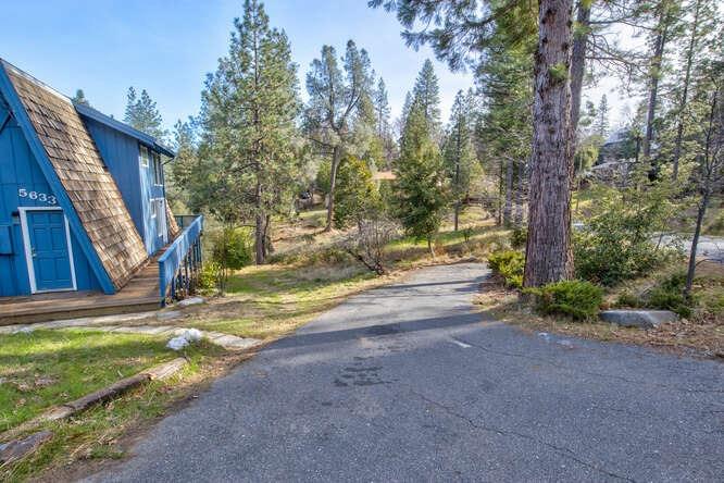 5633 Silver Saddle Drive
