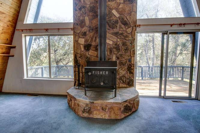 5633 Silver Saddle Drive