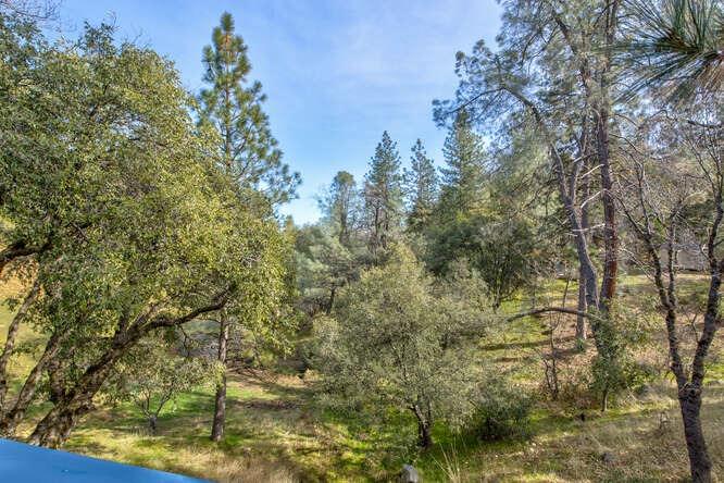 5633 Silver Saddle Drive