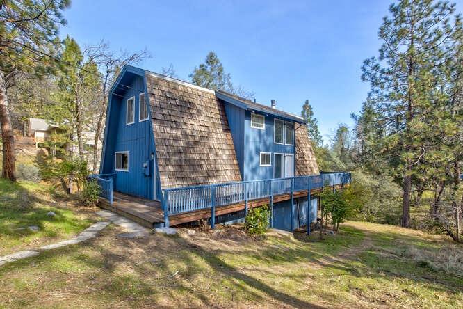5633 Silver Saddle Drive