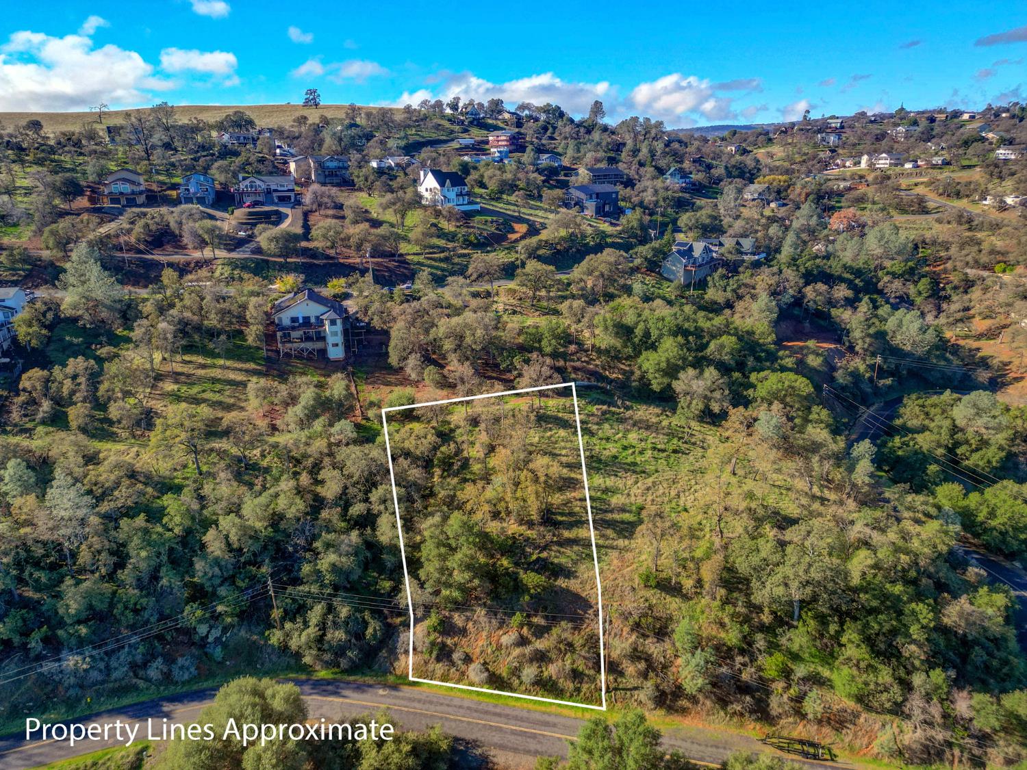 4876 Lakeshore Drive