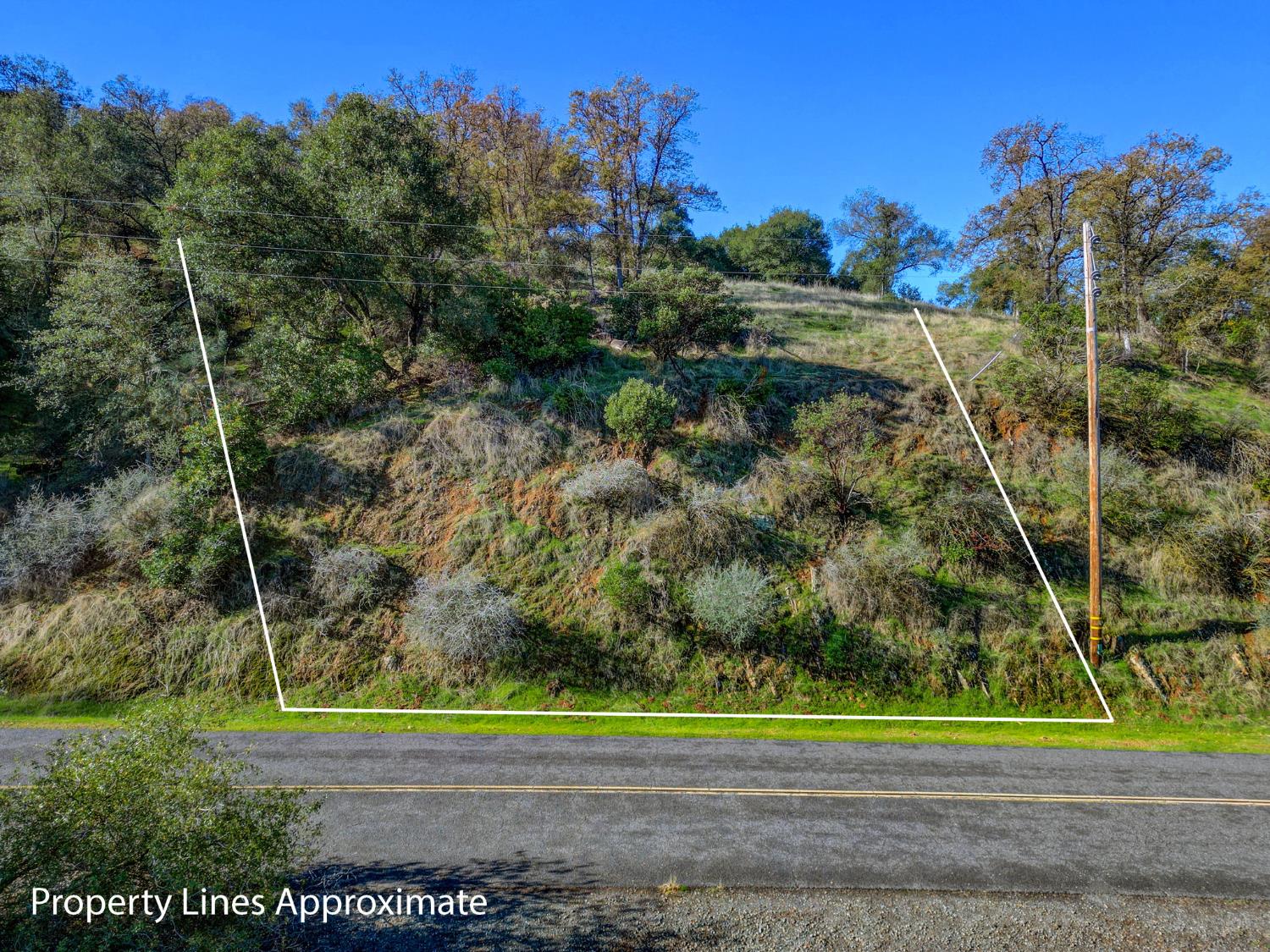 4876 Lakeshore Drive