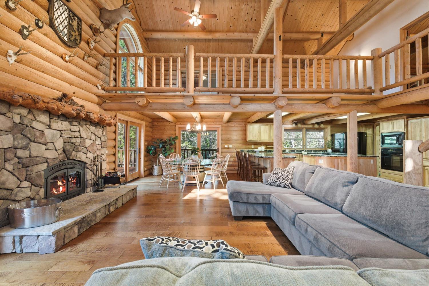 2428 Rancho Paradiso