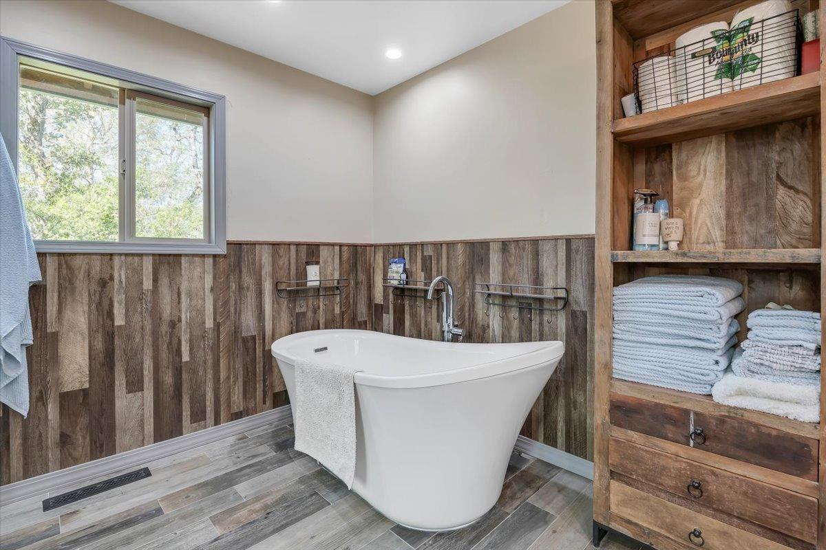 1499 Sawmill Road 594