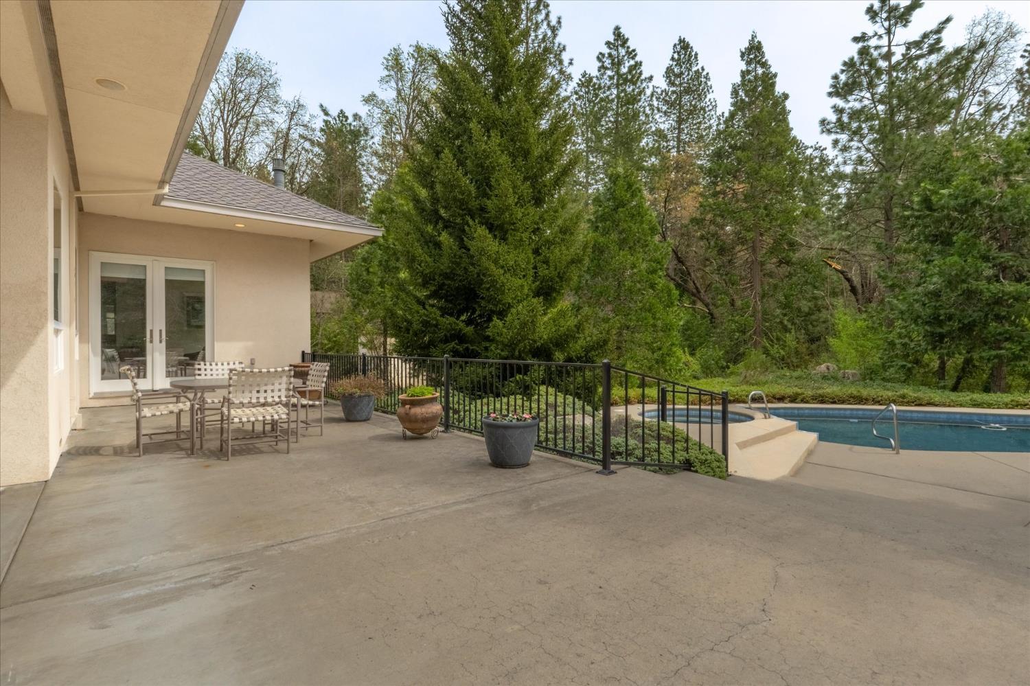 2705 Pine Drive