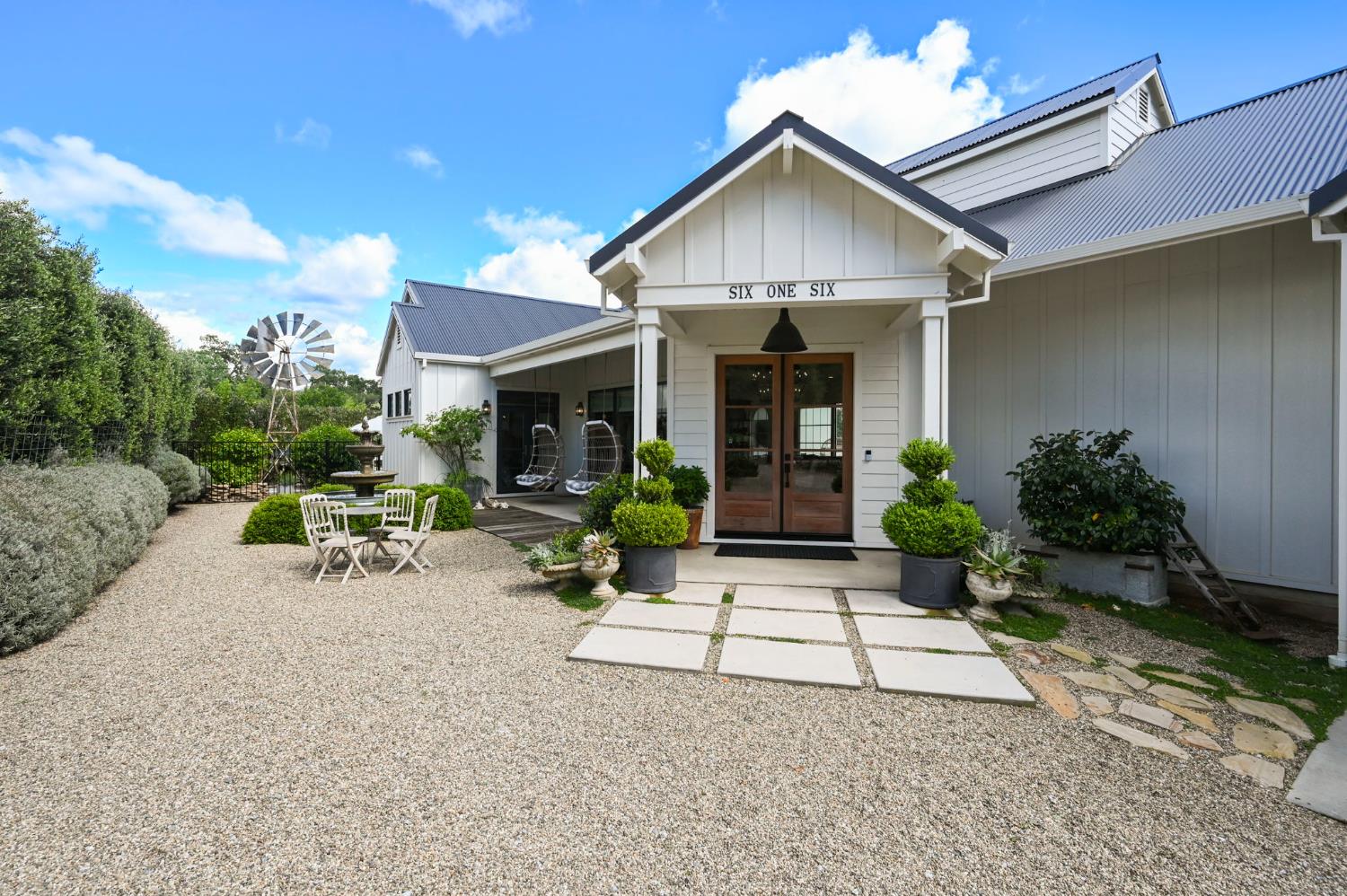616 Selkirk Ranch