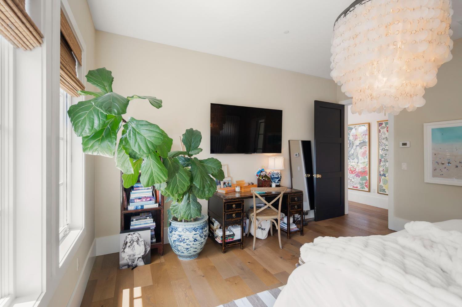 616 Selkirk Ranch