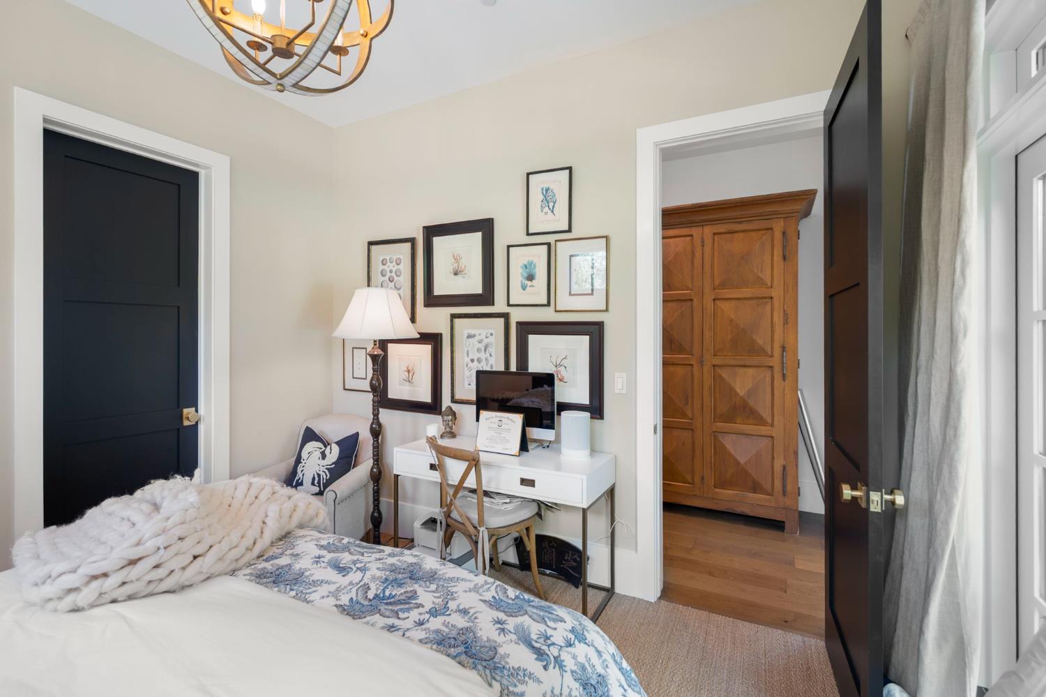 616 Selkirk Ranch