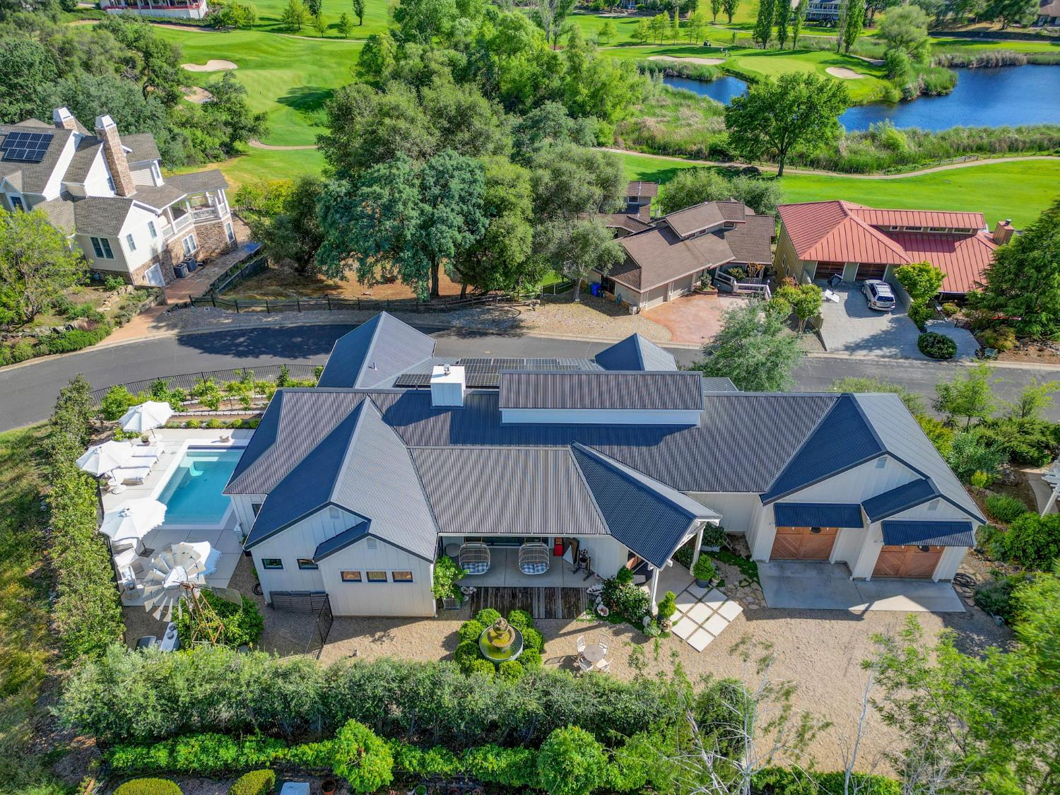 616 Selkirk Ranch