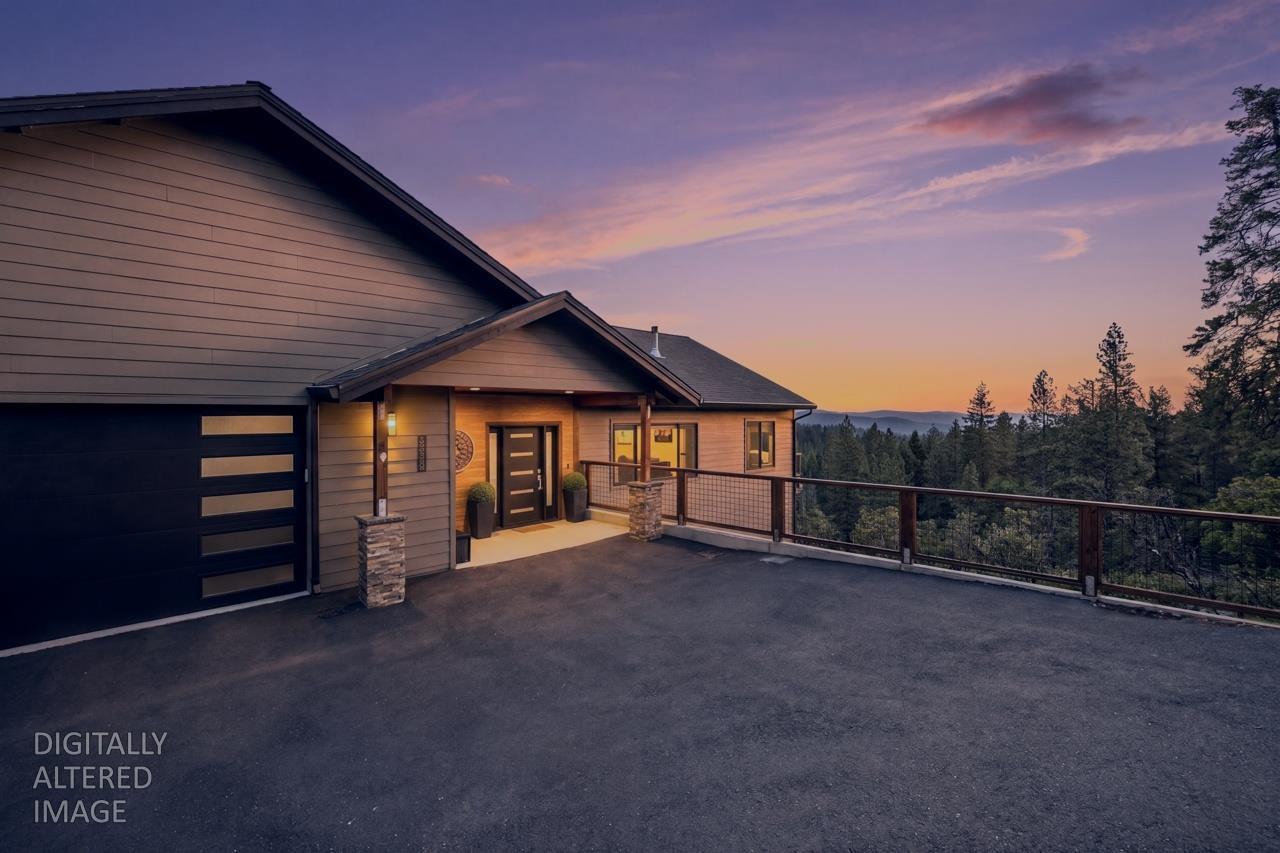 3321 Menominee Court