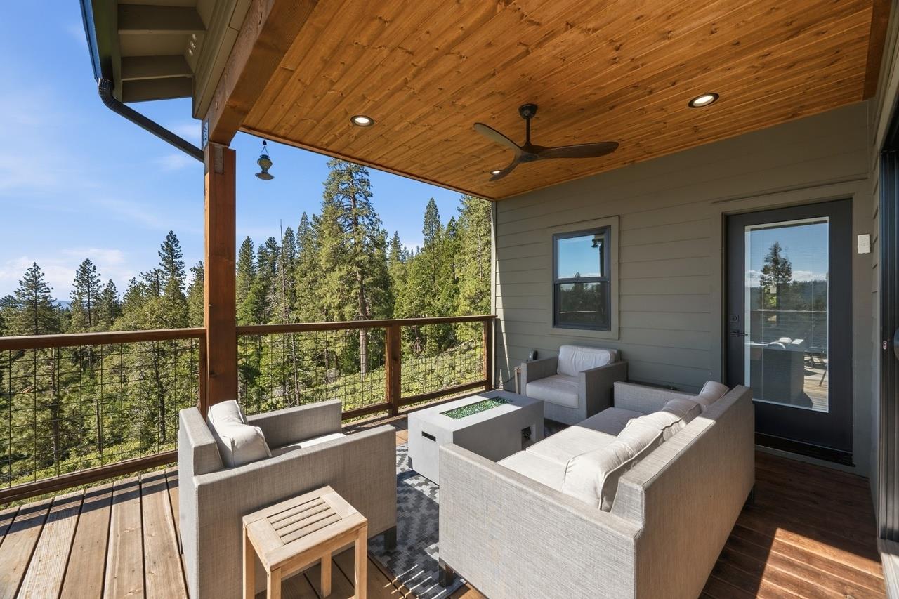 3321 Menominee Court