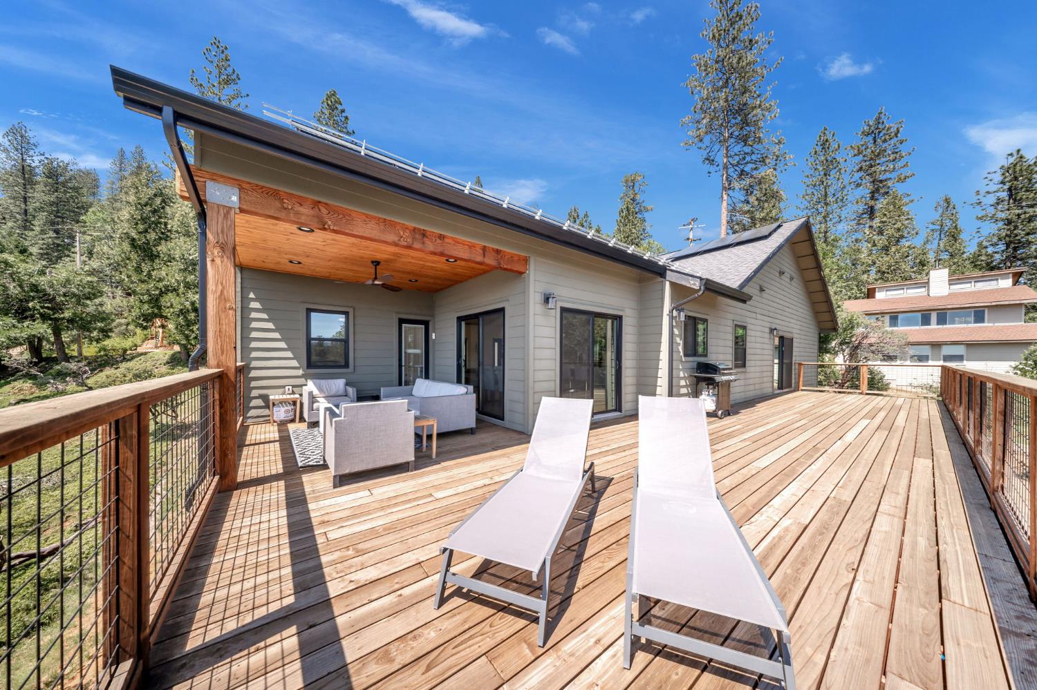 3321 Menominee Court