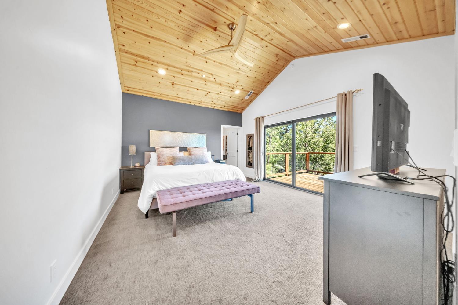 3321 Menominee Court