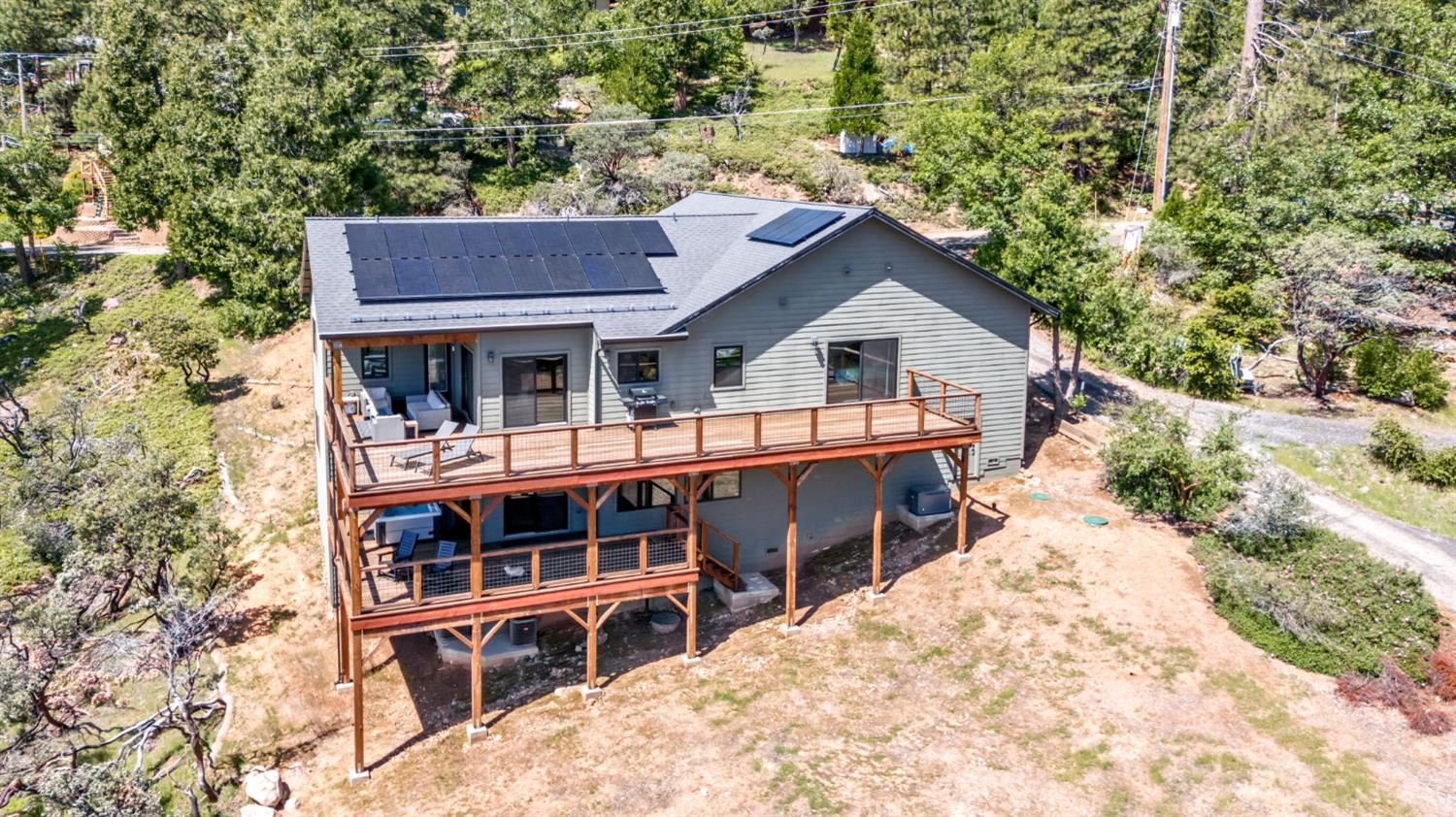 3321 Menominee Court