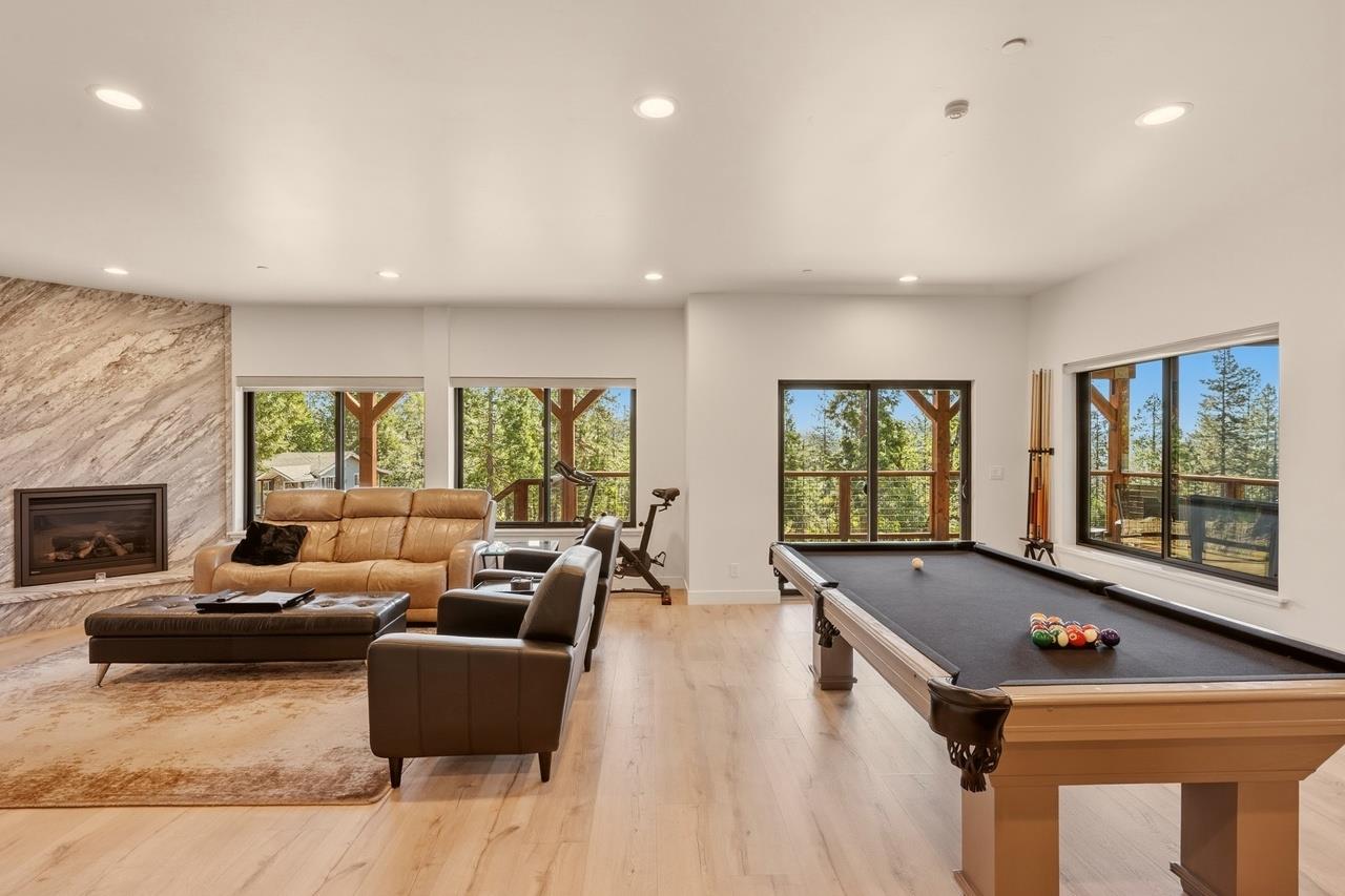 3321 Menominee Court