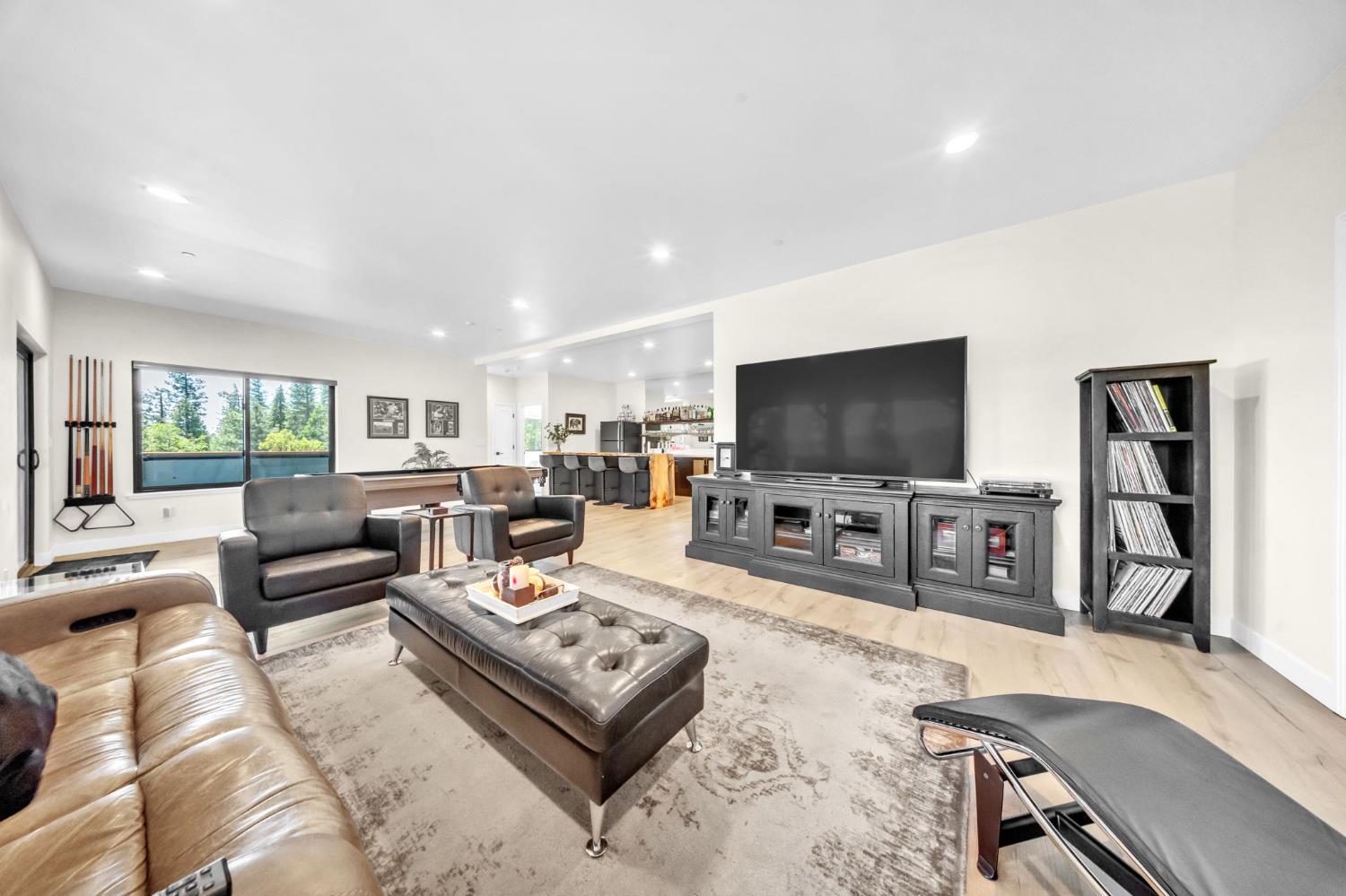 3321 Menominee Court