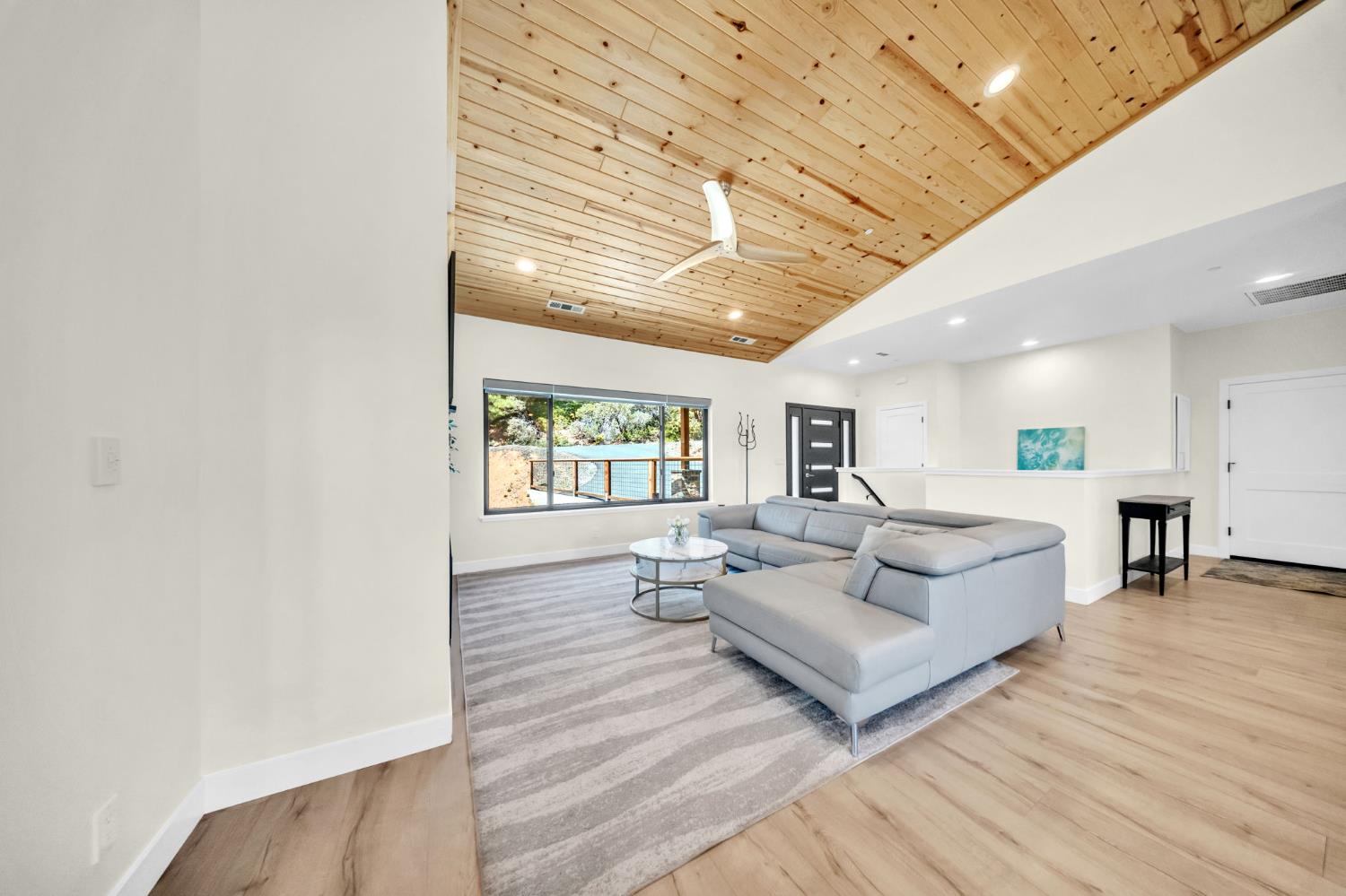 3321 Menominee Court