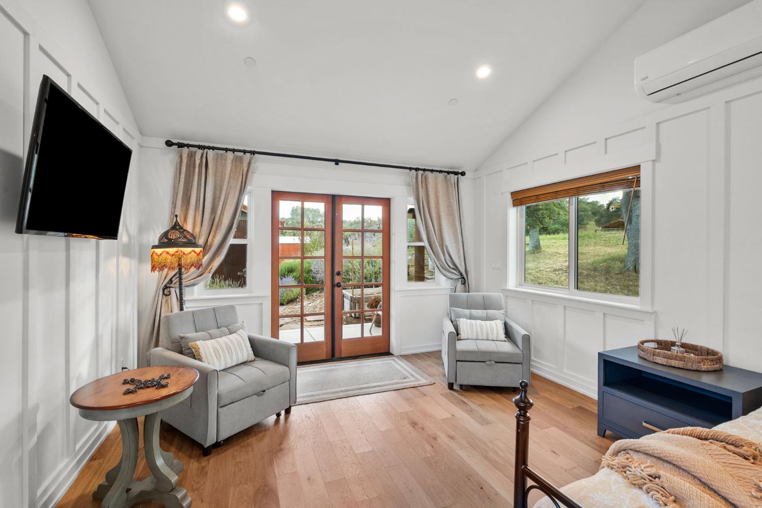 1416 Lakeside Drive