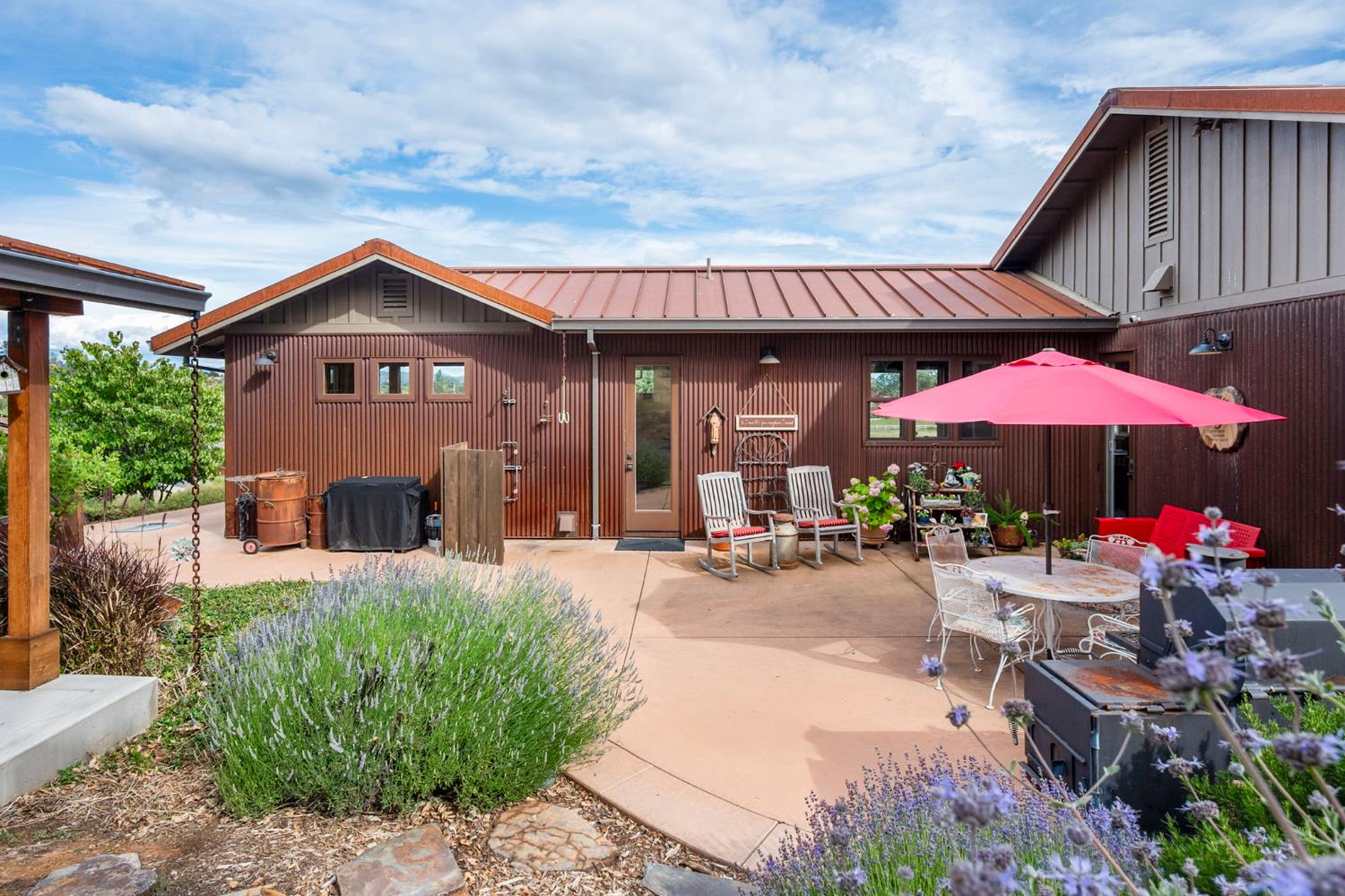 1416 Lakeside Drive