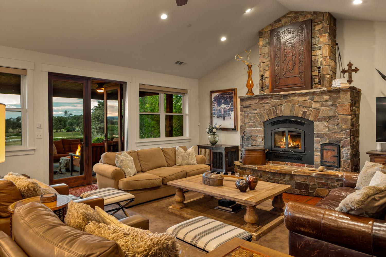 1416 Lakeside Drive