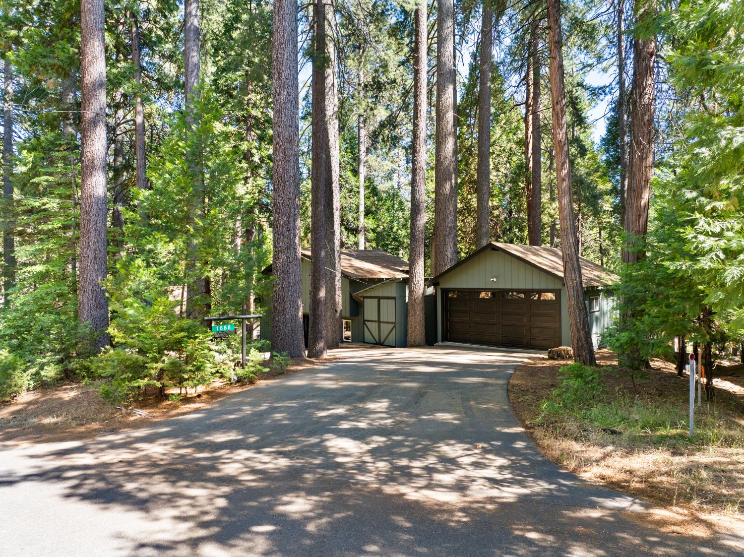 1888 Cypress Point