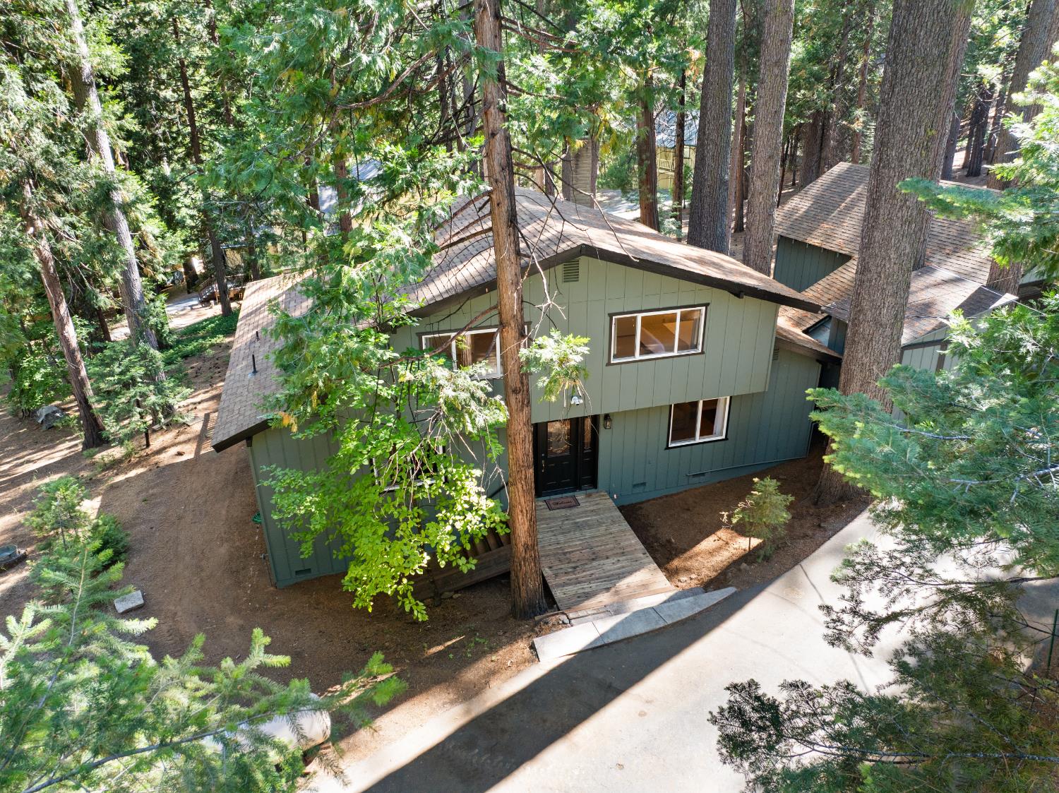 1888 Cypress Point