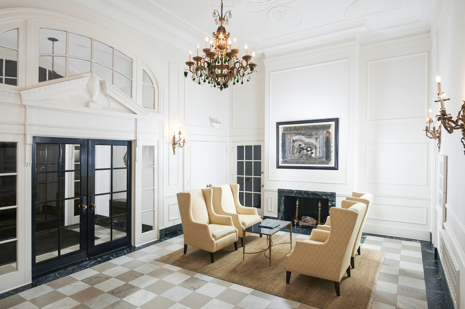 257 E Delaware Place Unit: 10AB