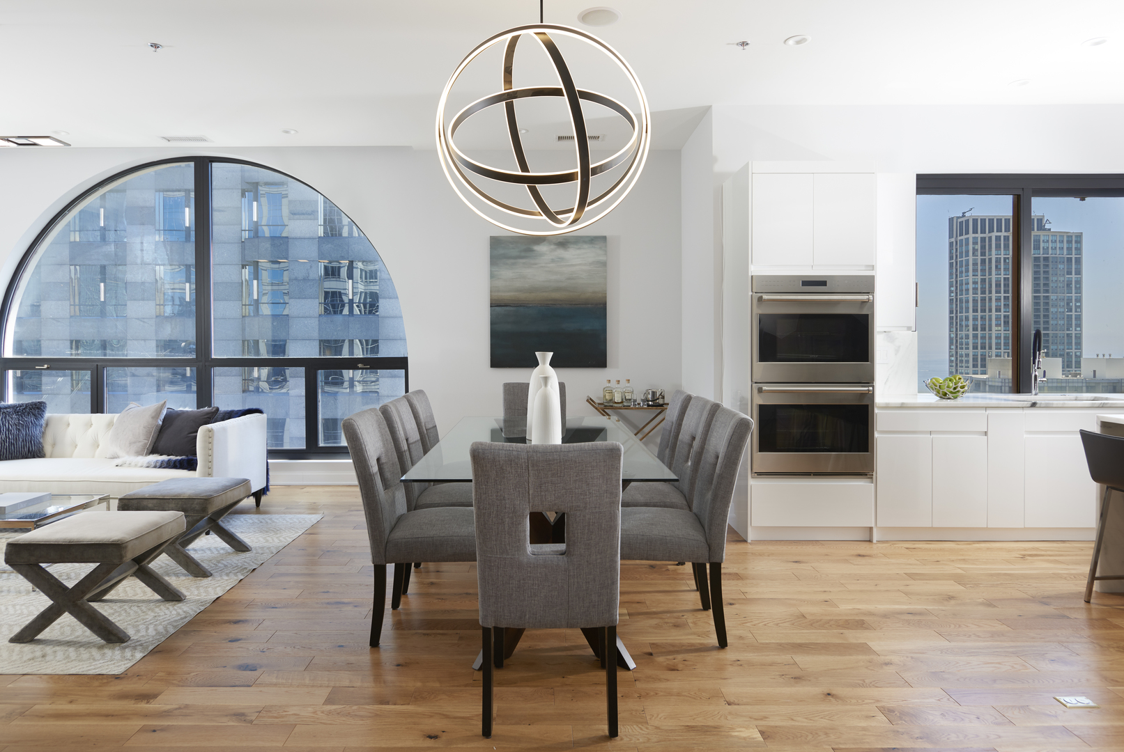 200 N Dearborn Street Unit: 4700