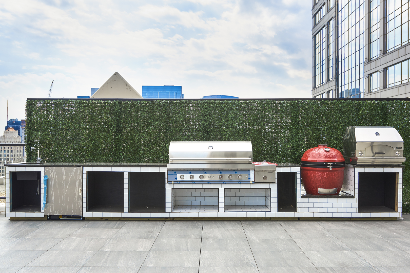 200 N Dearborn Street Unit: 4700