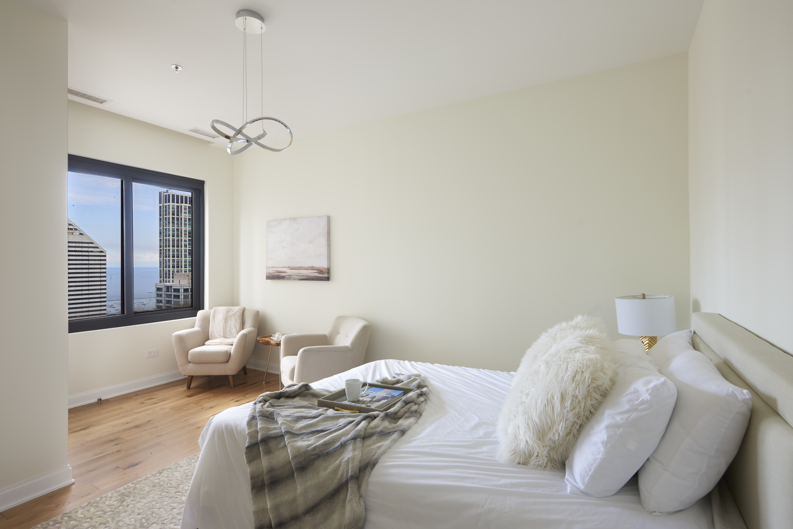 200 N Dearborn Street Unit: 4700